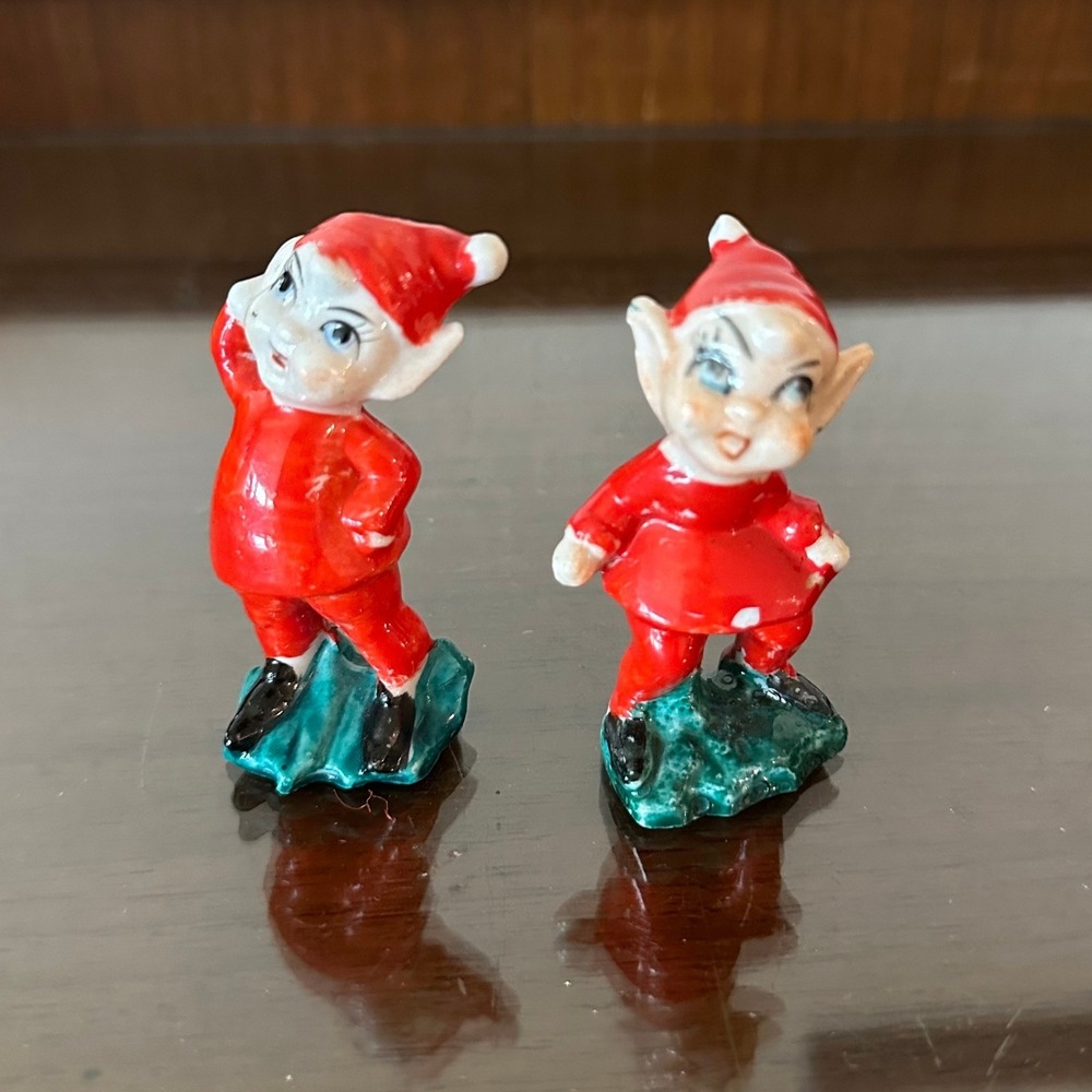 Vintage Christmas Elf Figurines Set of 2 Ceramic Pixie Japan Red Green MCM 3''